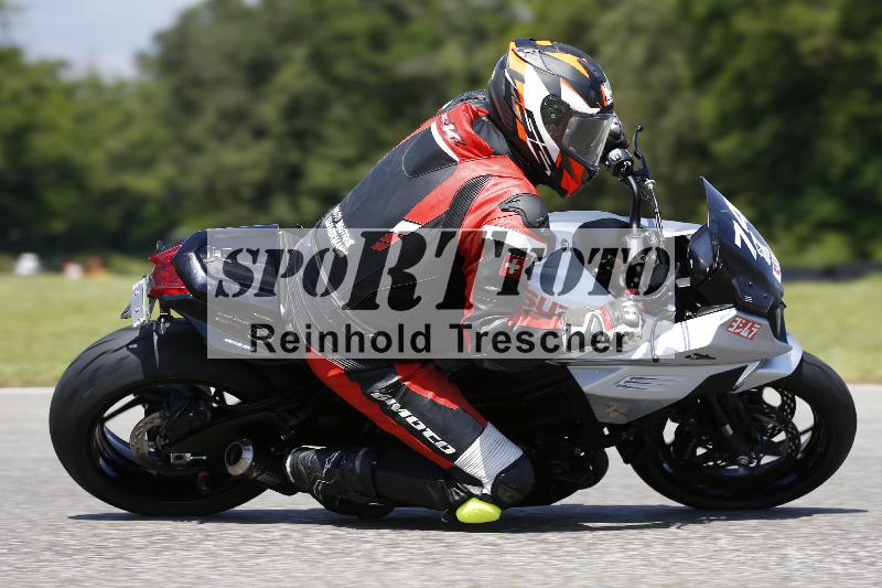 /Archiv-2024/29 12.06.2024 MOTO.CH Track Day ADR/Gruppe blau/74